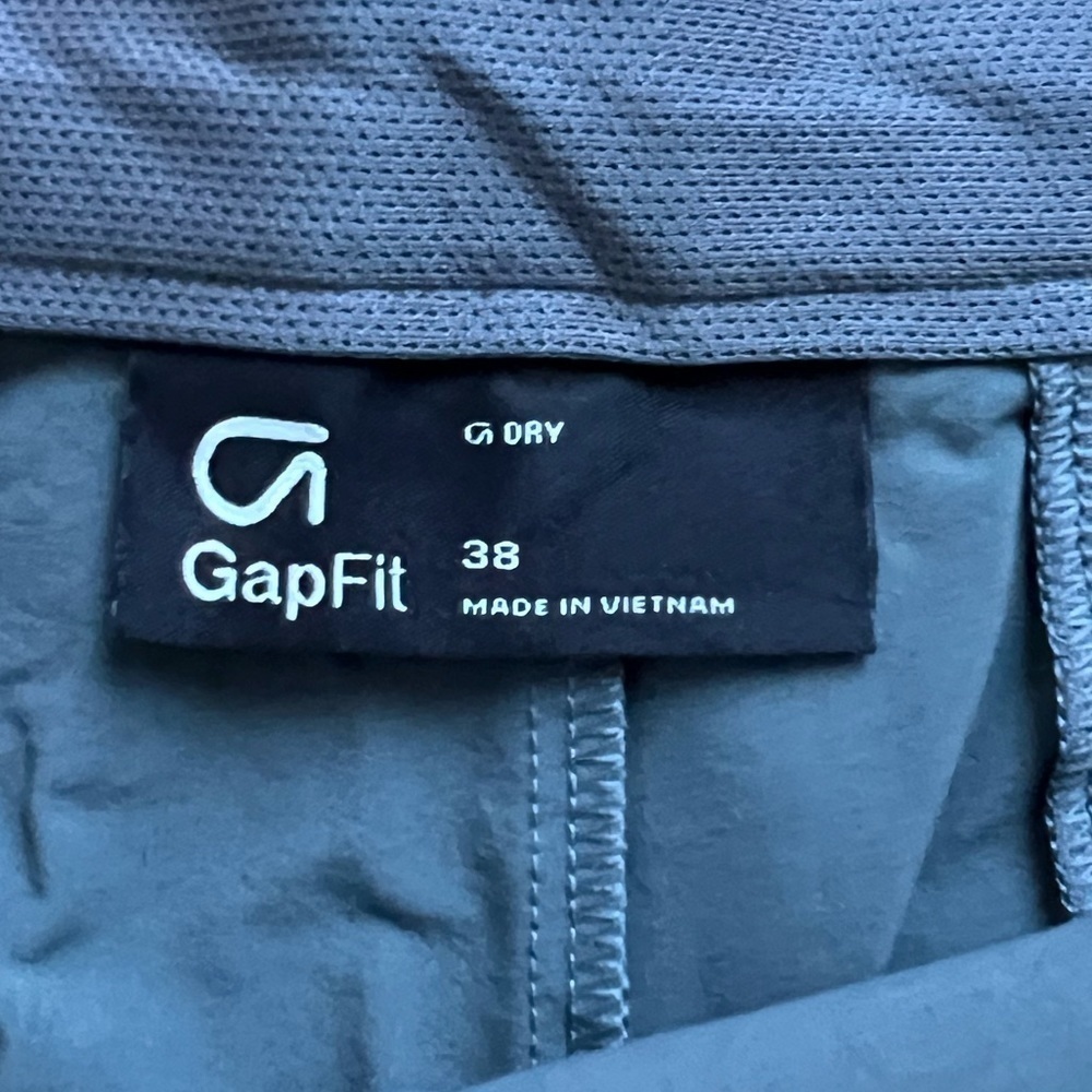 Gap Fit Brand New Men’s Short Size 38 - Picture 2 of 5
